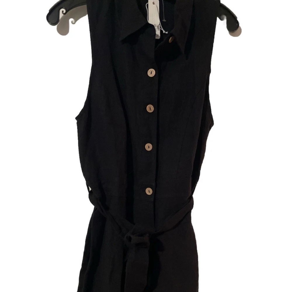 Olivaceous Women's Black Linen Sleeveless Romper Size Large Button Up NWT